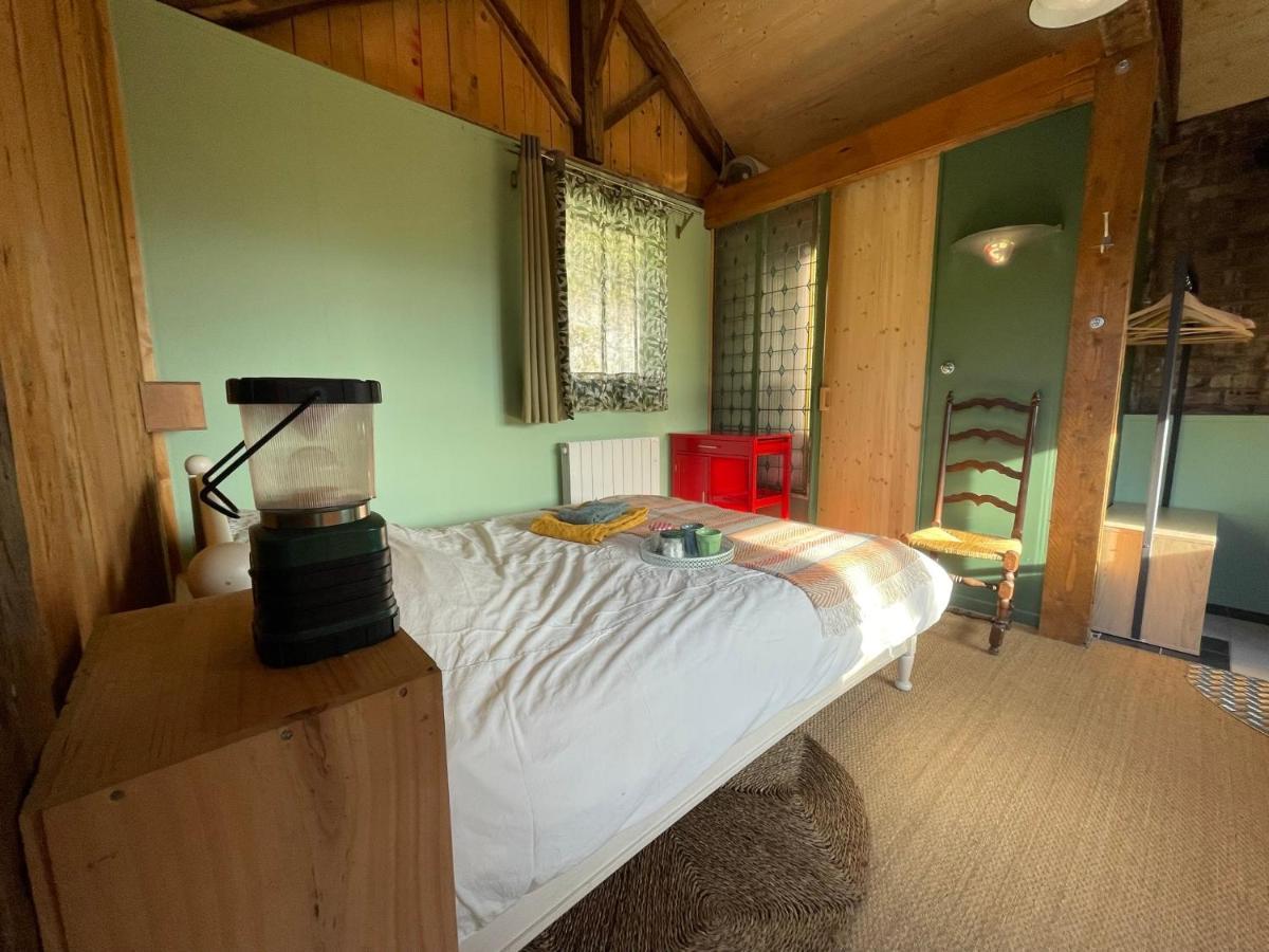 Jolie Cabane Avec Jacuzzi Pour Les Amoureux De La Nature Tullins エクステリア 写真